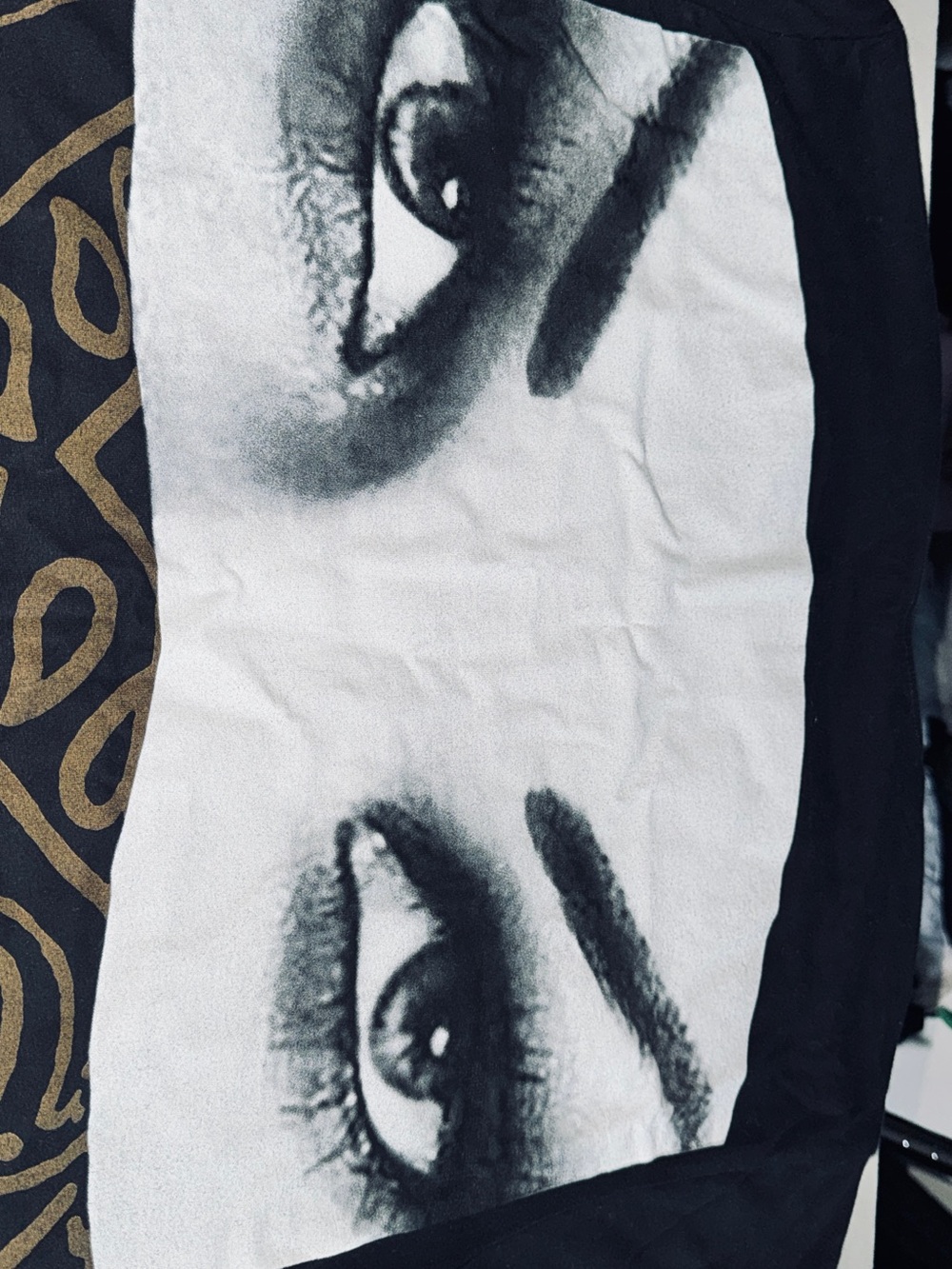Graphic Eye Print Scarf in Black and White
